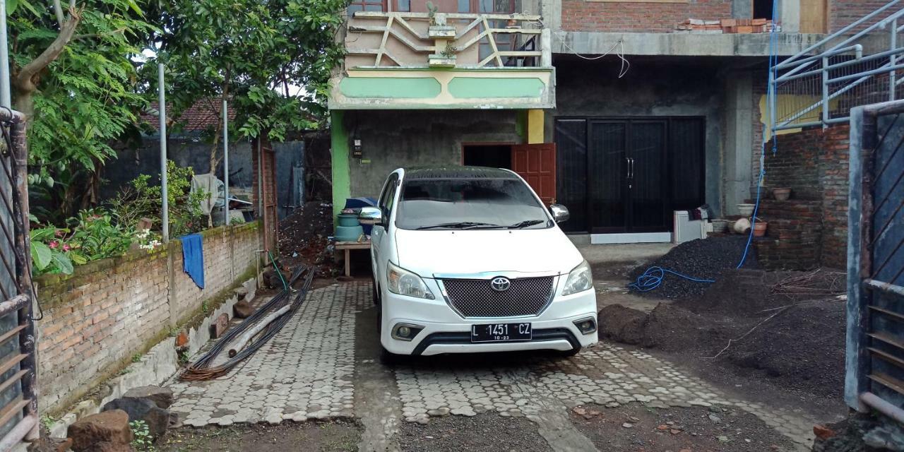 Gandrung City Hostel Banyuwangi  Exterior photo